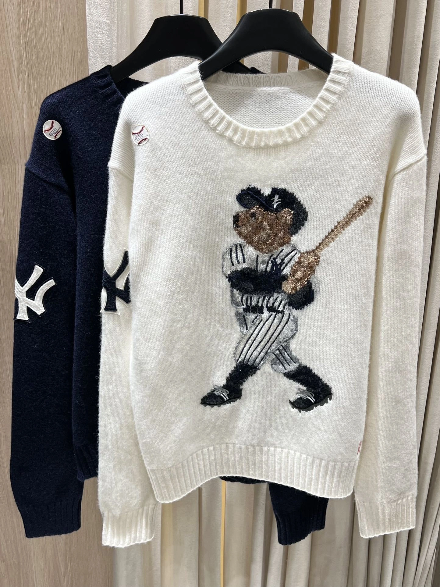 wg.luxury- R18ph embroidery wool 2colour item:E-F140I2728-2H